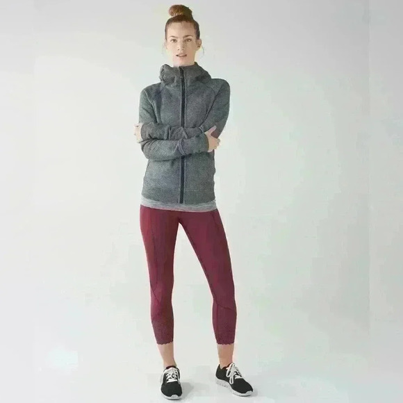 Lululemon Tight Stuff Tight~Wine Berry / Bon Bon ~ size 8 - Picture 2 of 15